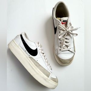 Nike blazer low platform sz 9